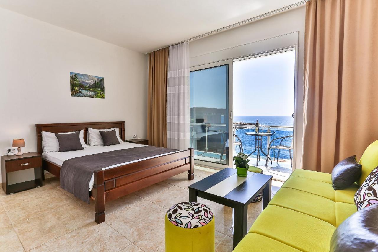 Buskovic Apartment Добра вода Екстериор снимка