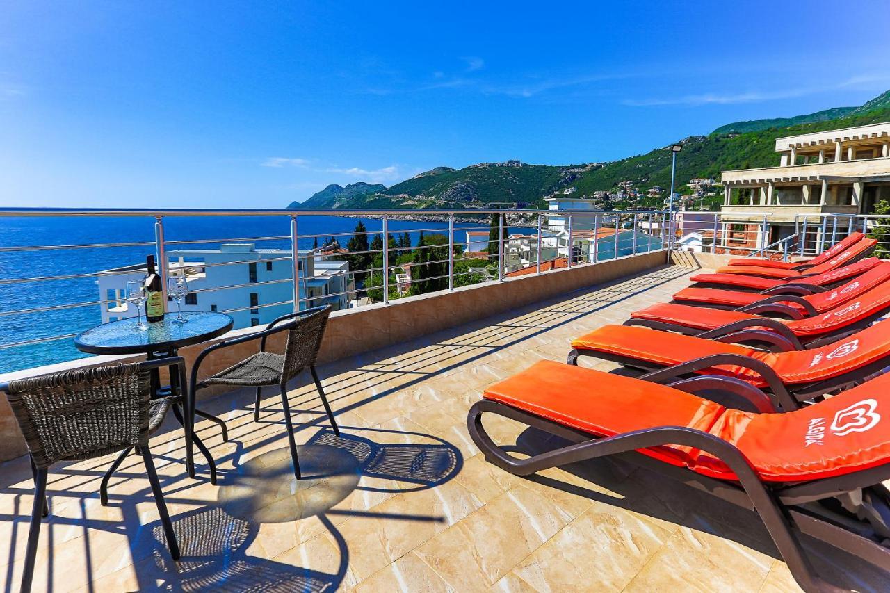 Buskovic Apartment Добра вода Екстериор снимка