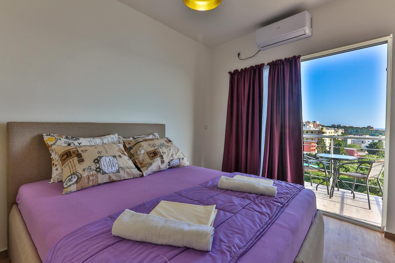 Buskovic Apartment Добра вода Екстериор снимка